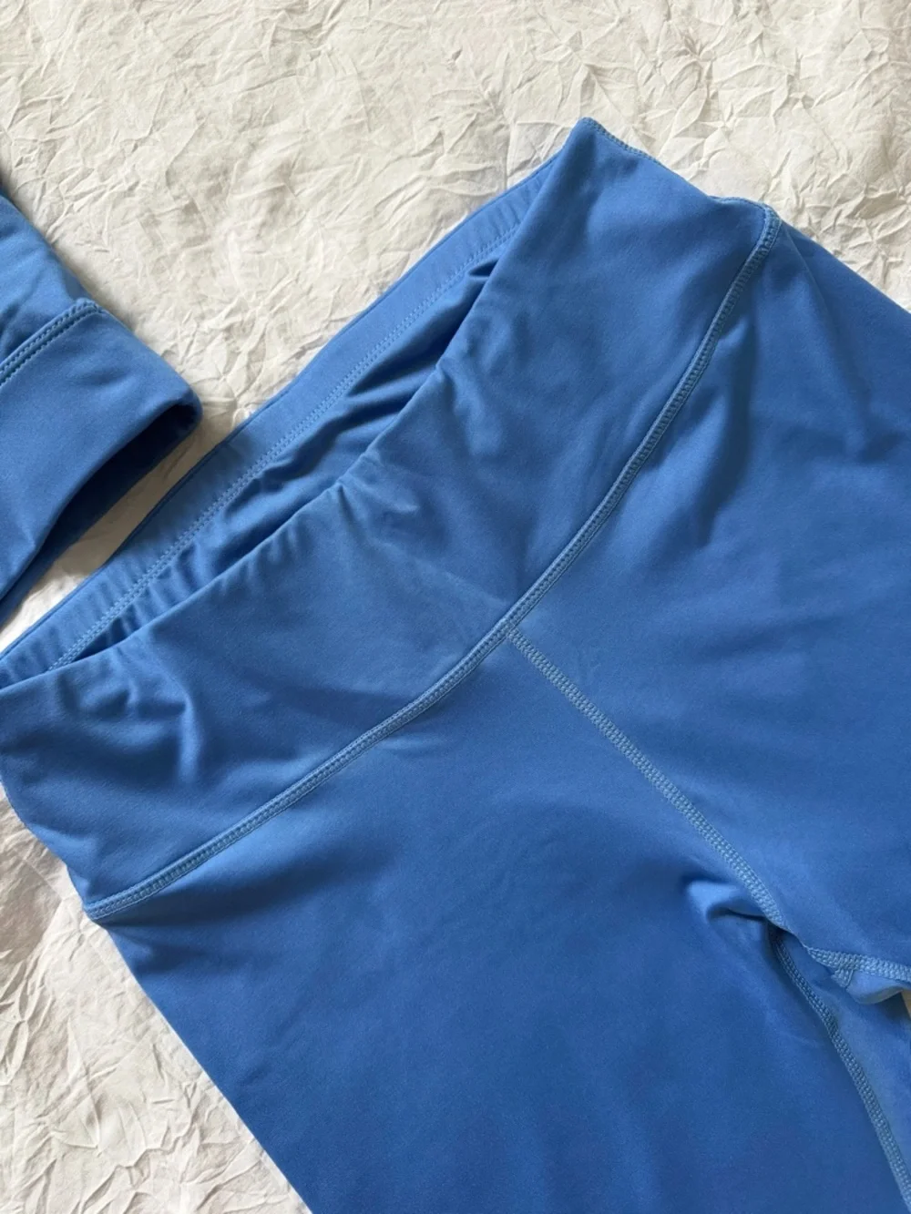 NEW - Blue Strappy Sports Bra and High-Waist Legging Workout Set - Picture 8 of 10